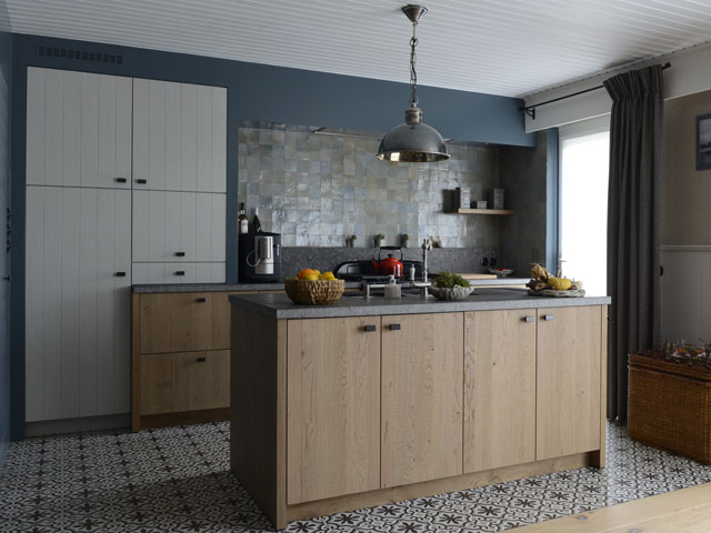 Witte keuken met eiken werkblad ~ consenza for .